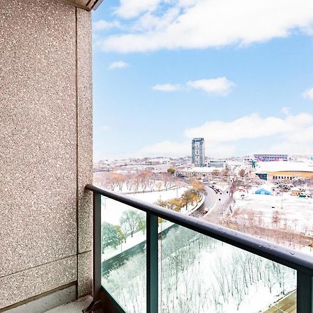 Aoc Suites - High-Rise Condo - City View トロント エクステリア 写真