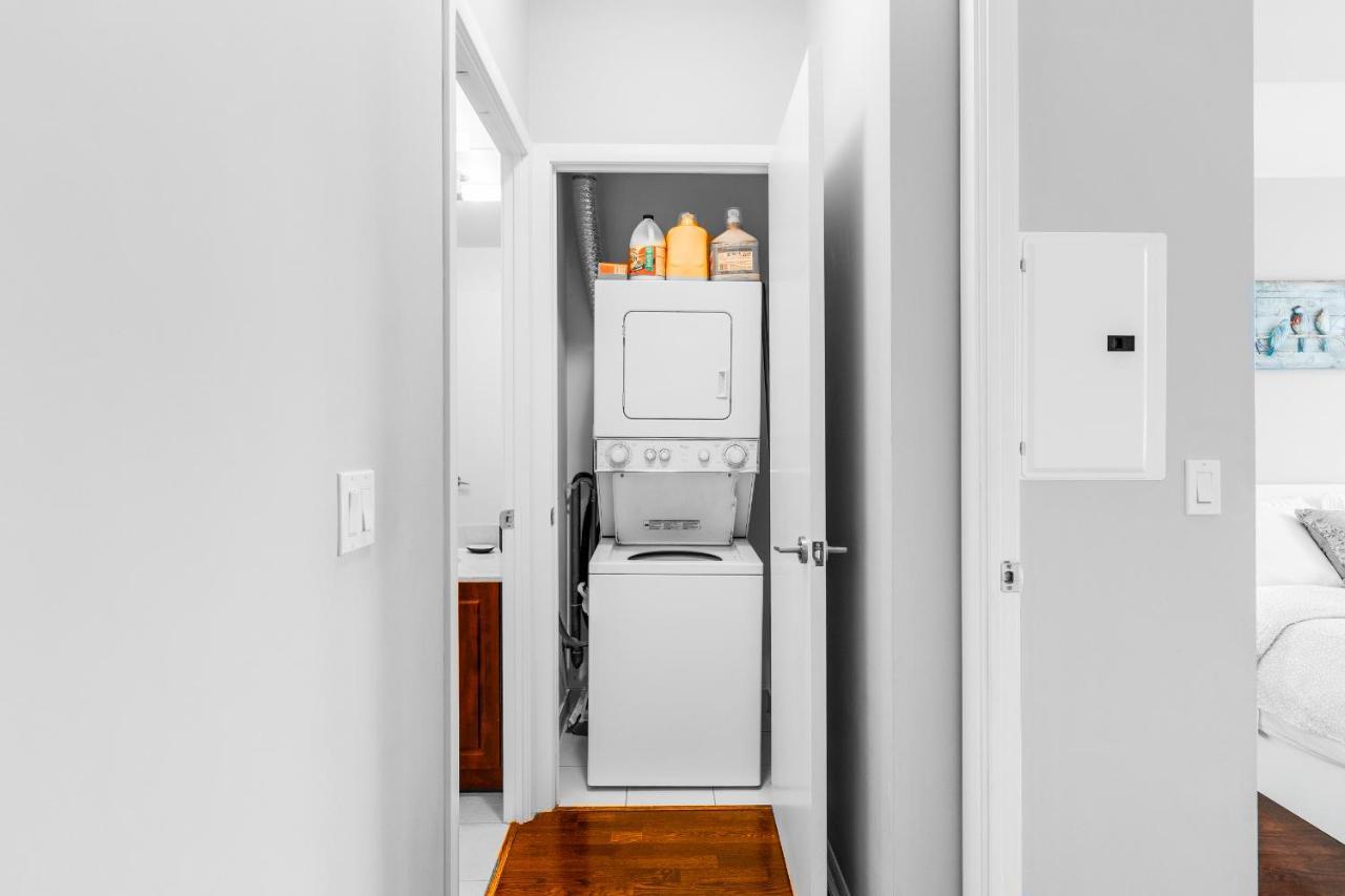 Aoc Suites - High-Rise Condo - City View トロント エクステリア 写真