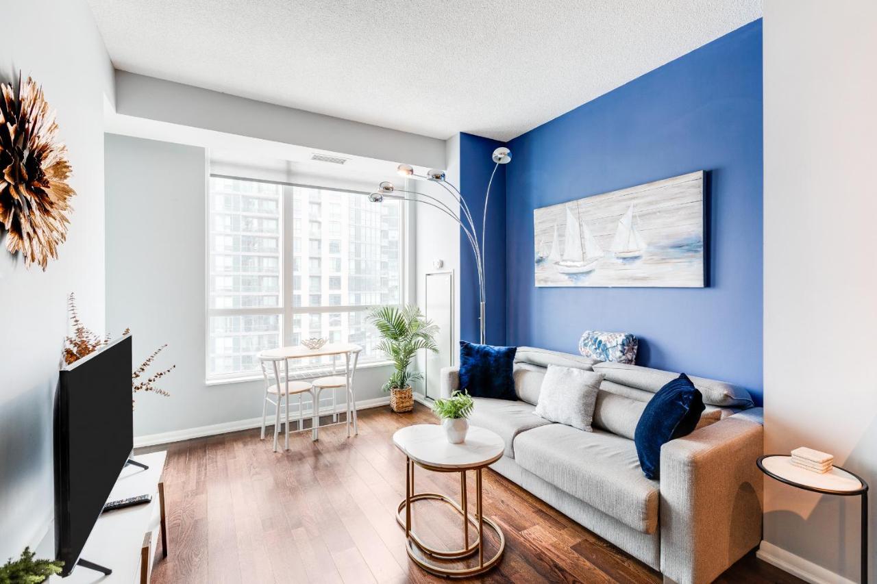 Aoc Suites - High-Rise Condo - City View トロント エクステリア 写真